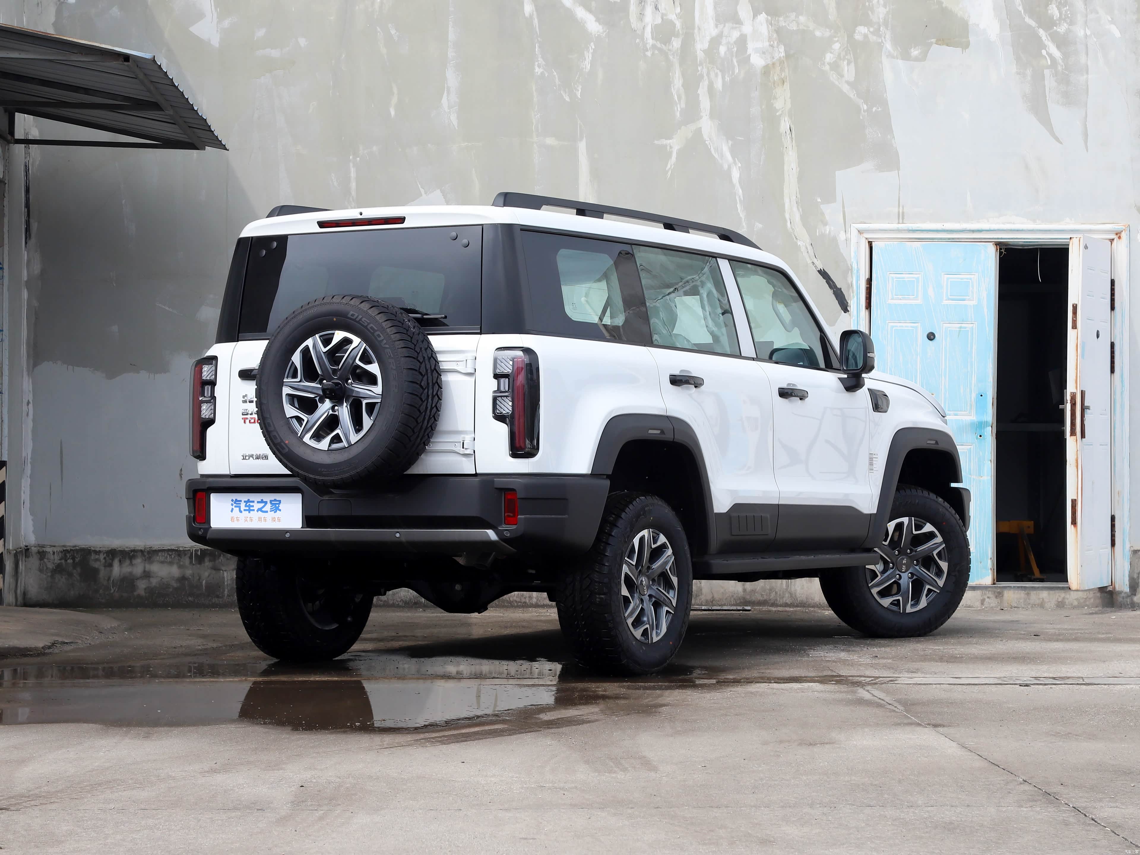 BAIC BJ40 2026 2.0D Diesel &mdash; Exterior 2