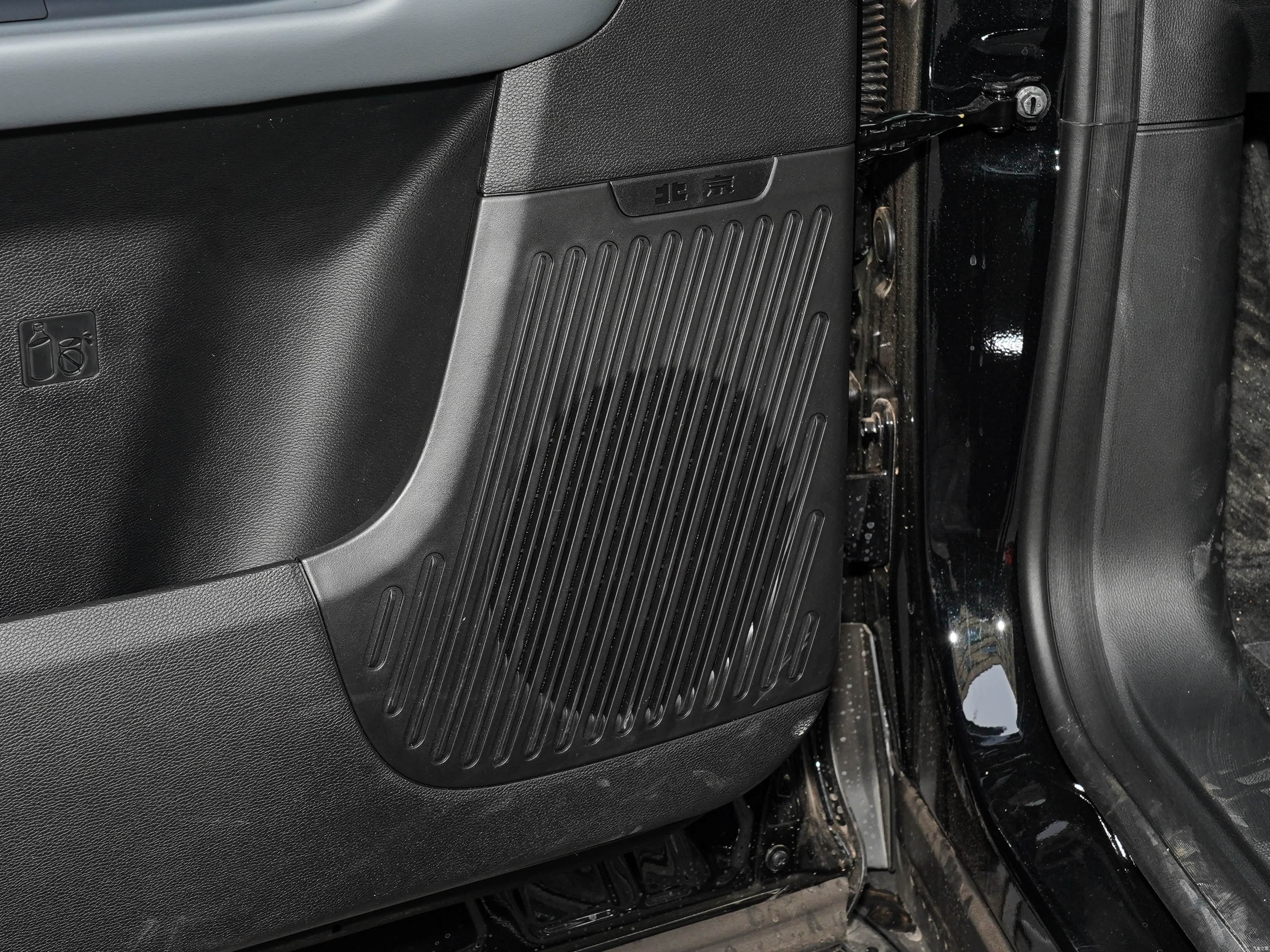 BAIC BJ40 2026 2.0D Diesel &mdash; Interior 2