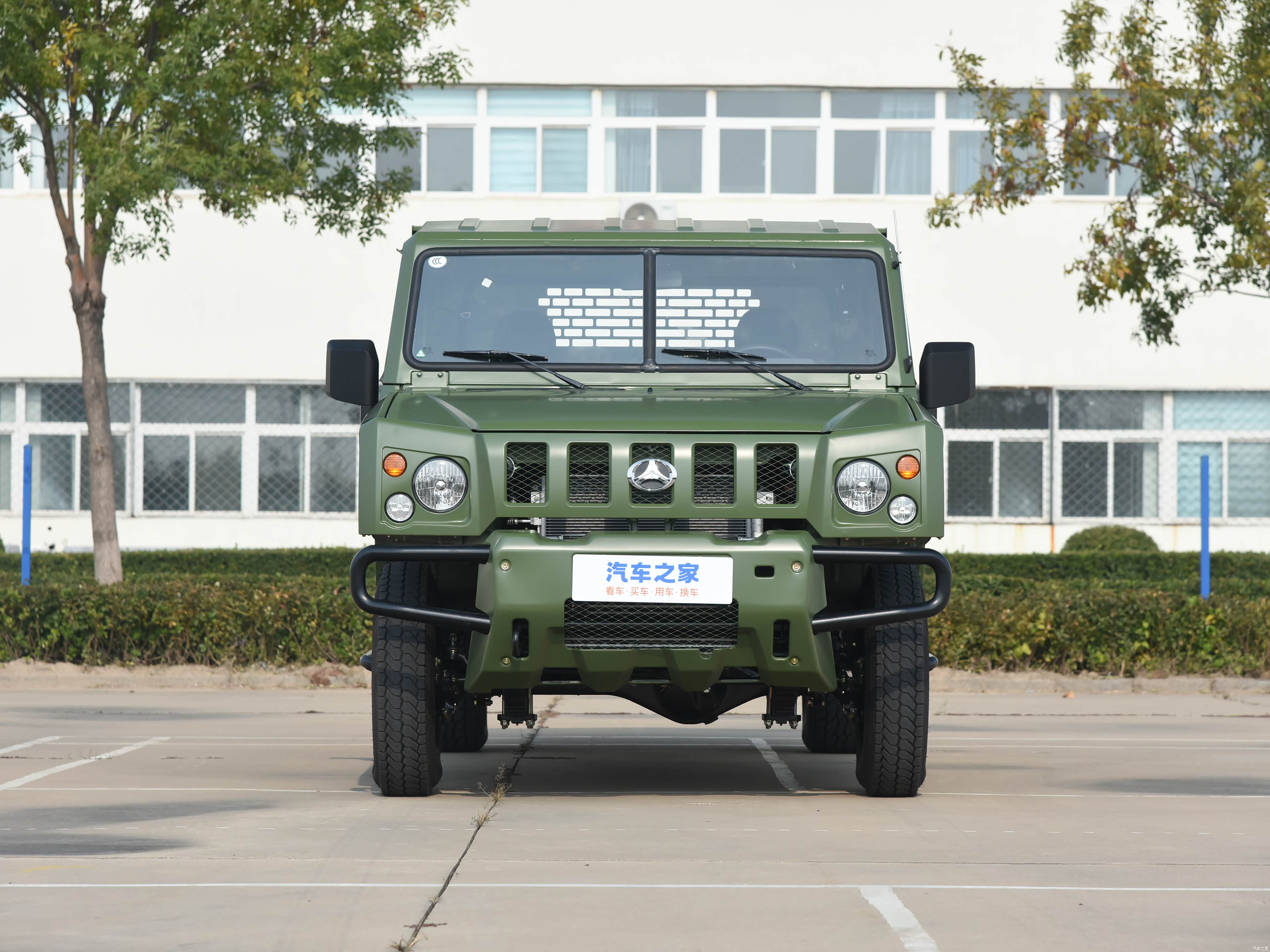 BAW Yong Shi Pi Ka &mdash; Exterior 2