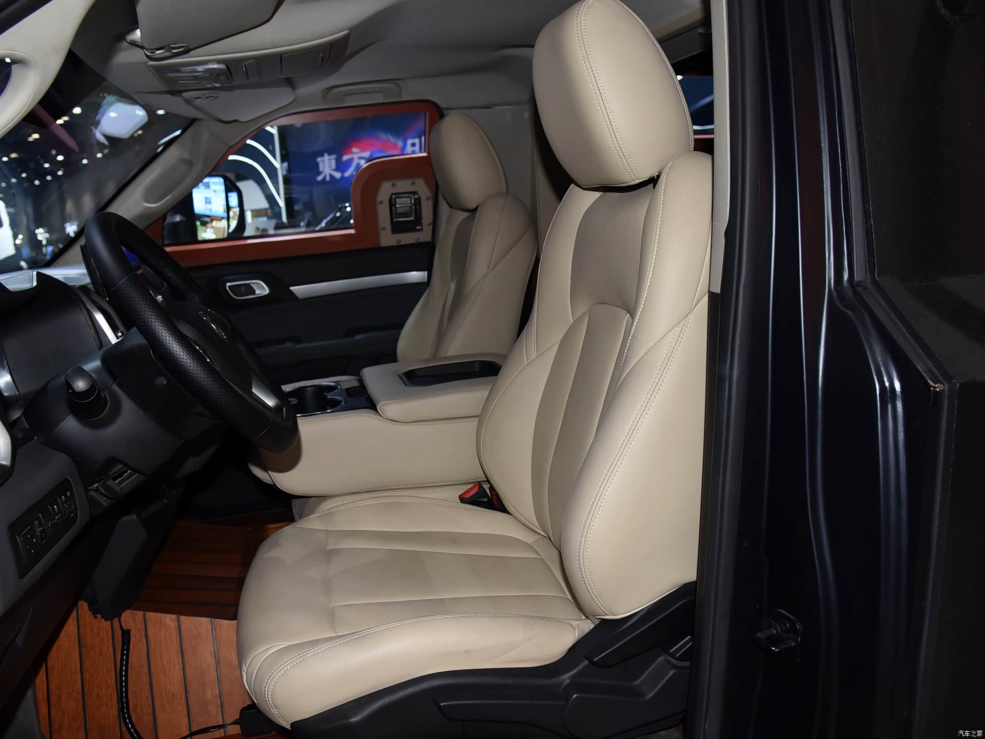 Dongfeng Dong Feng Meng Shi Ms600 &mdash; Interior 2
