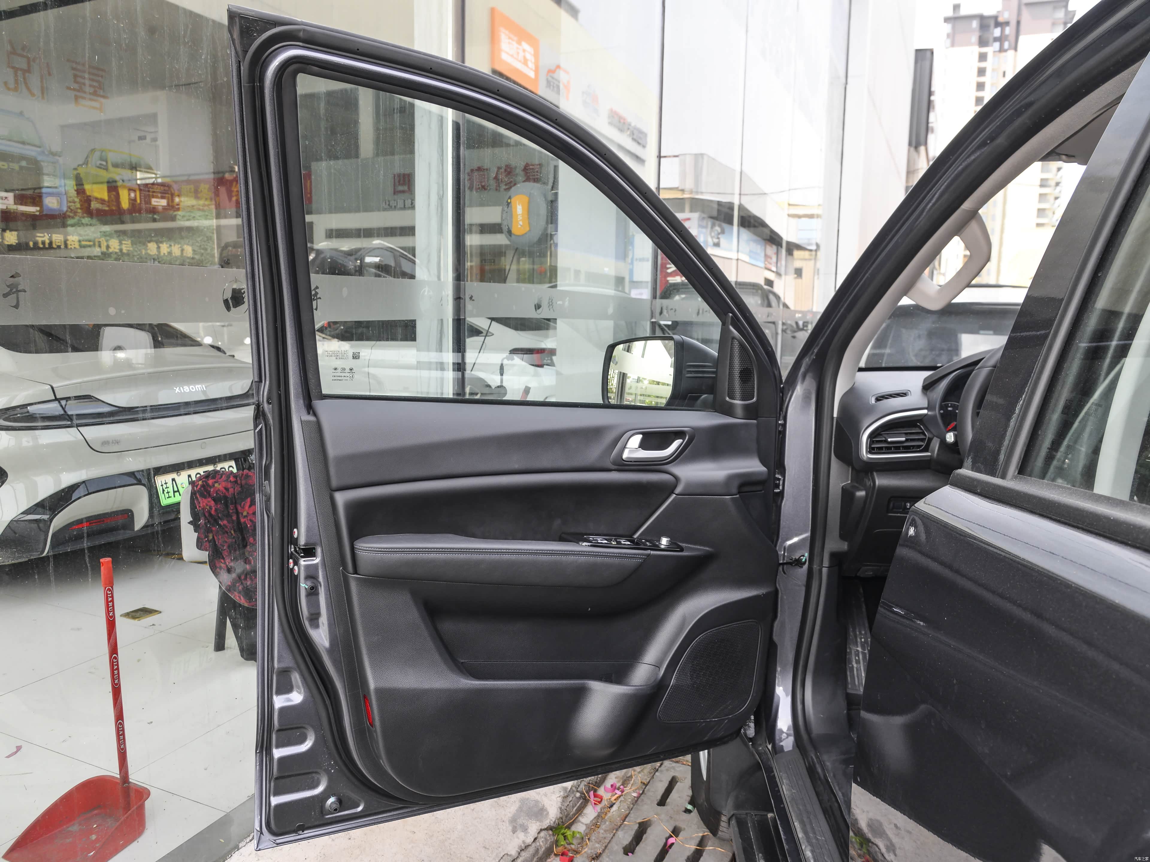 Foton Da Jiang Jun Ev &mdash; Interior 3