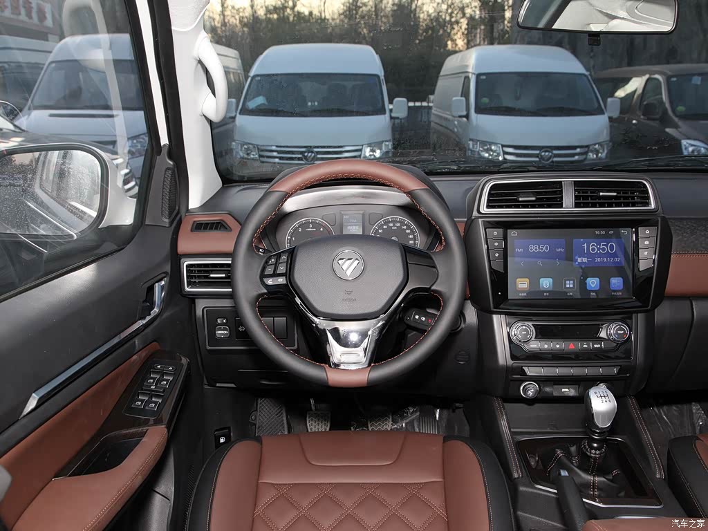 Foton Tunland Shengtu 7 2020 Premium 4x4 &mdash; Interior 2