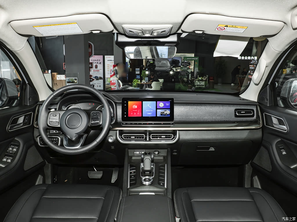 Great Wall Cannon 2.4T 4x4 Diesel &mdash; Interior 1