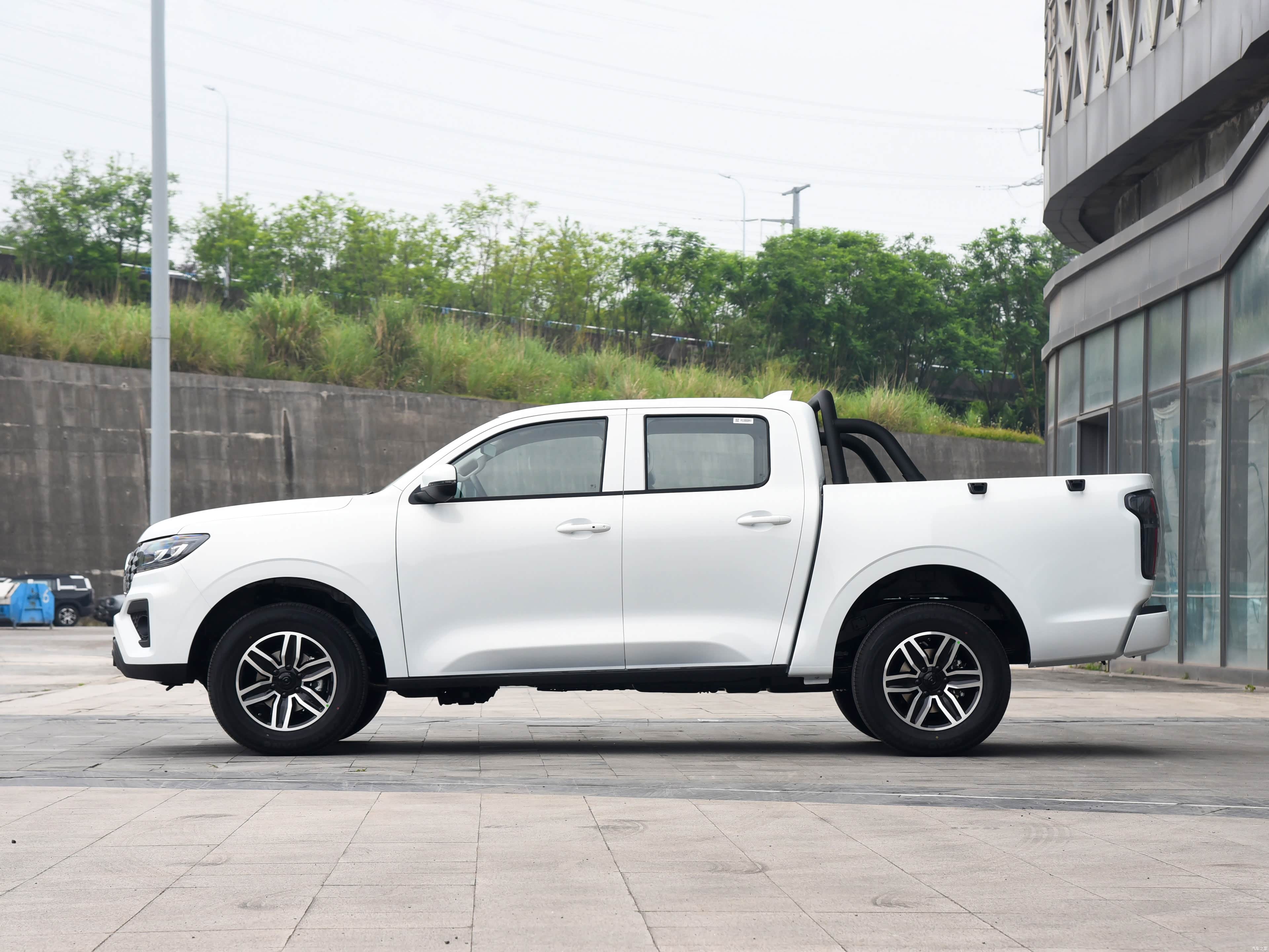 GWM Pao &mdash; Exterior 4