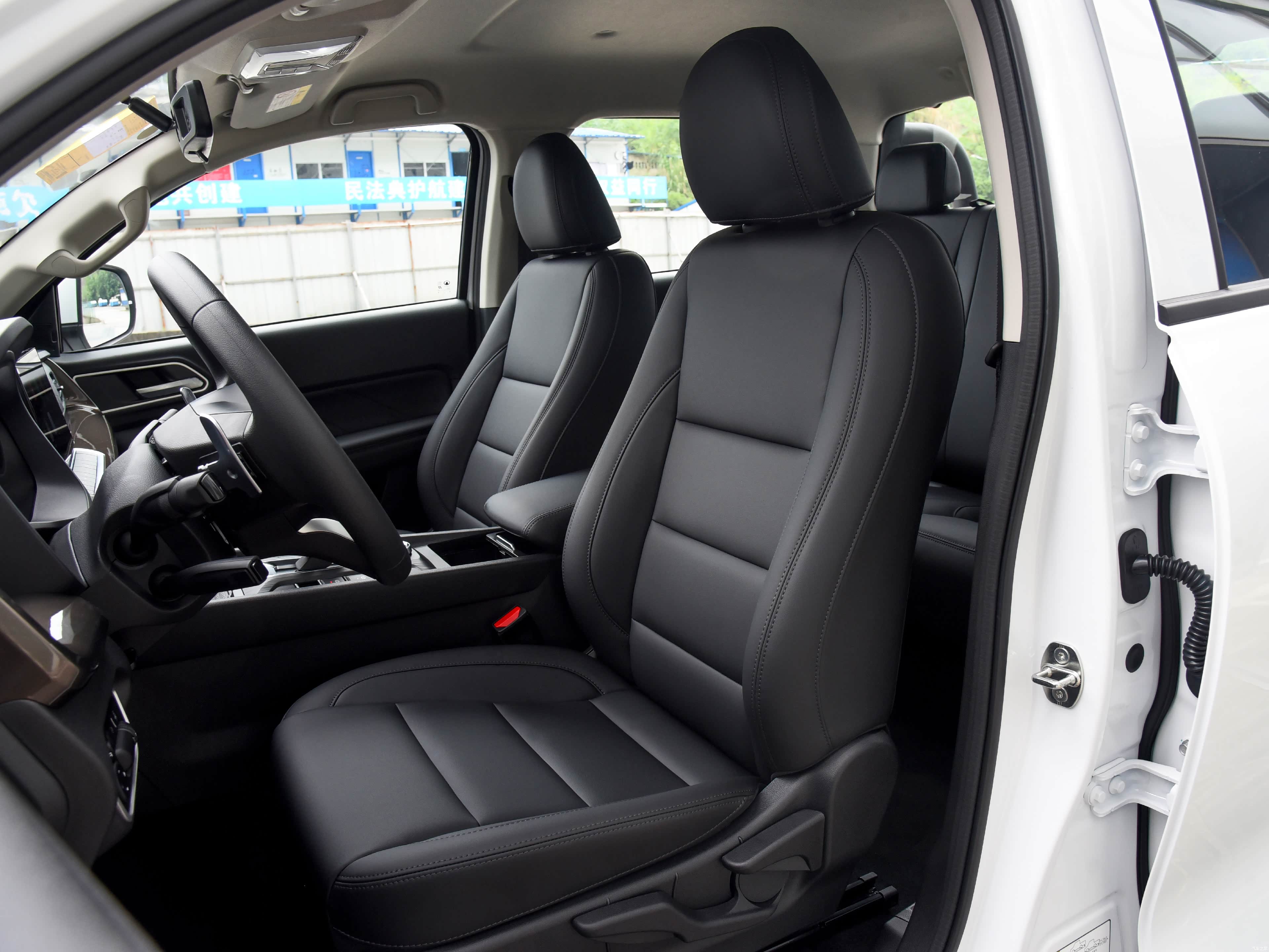 GWM Pao &mdash; Interior 2