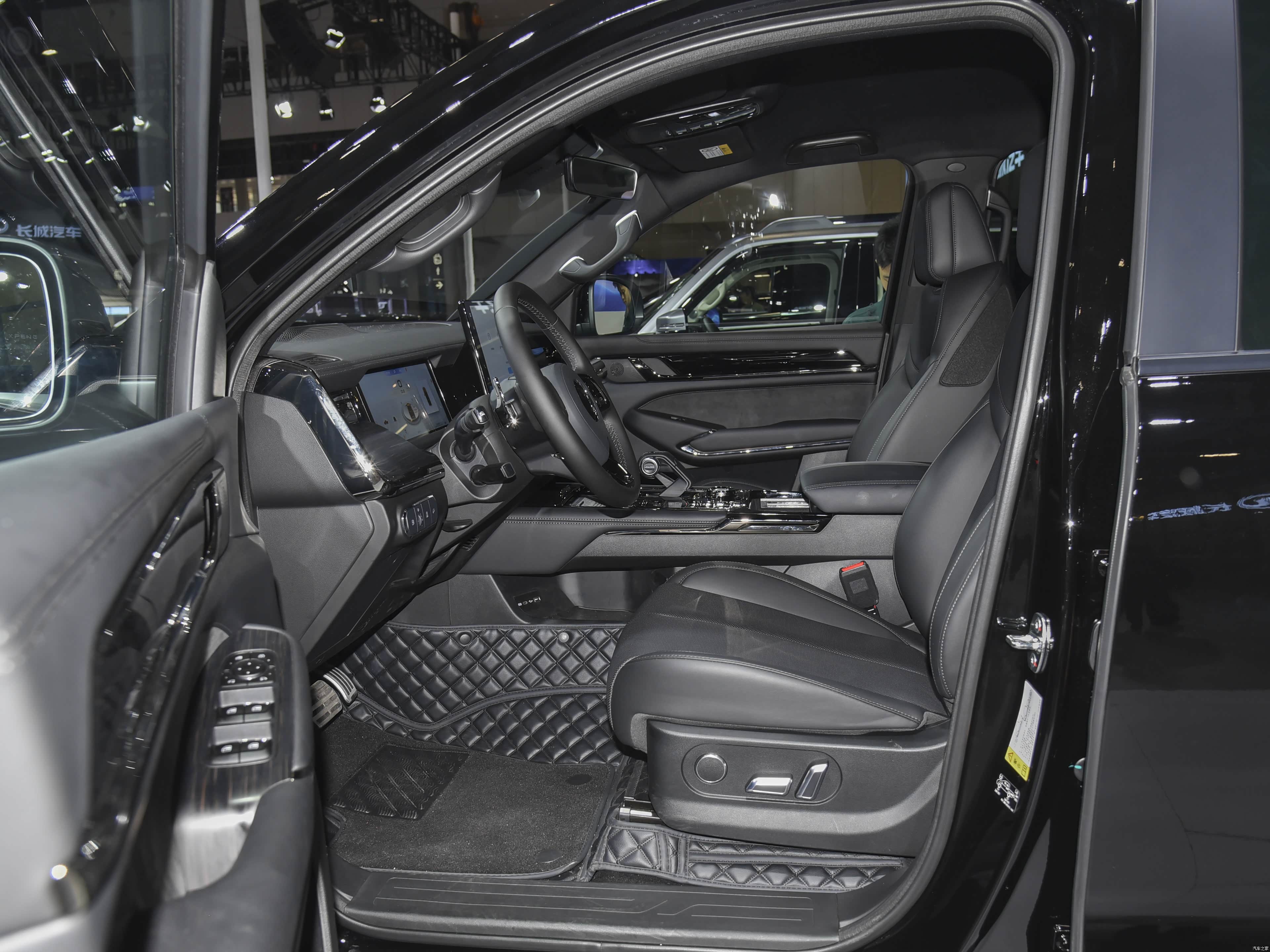 GWM Shan Hai Pao  hi4-t &mdash; Interior 1