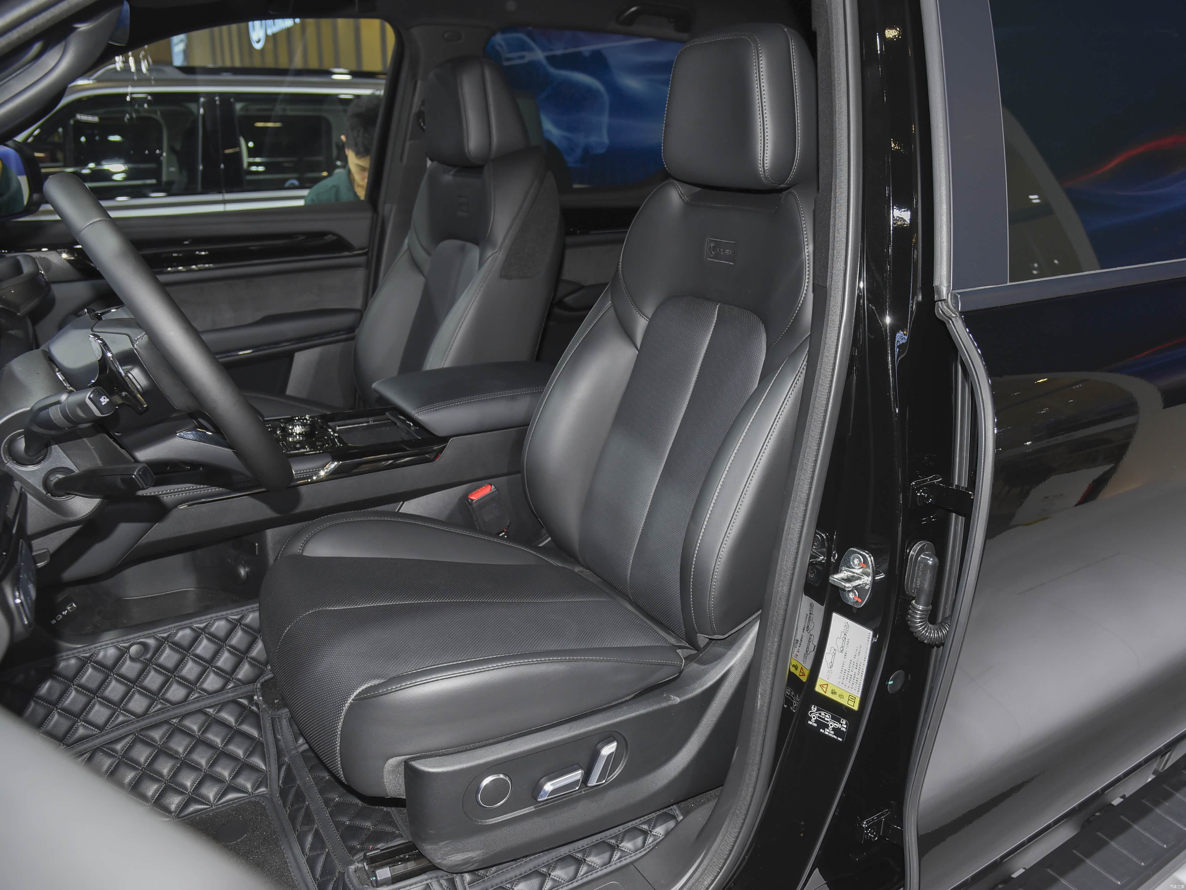 GWM Shan Hai Pao  hi4-t &mdash; Interior 2