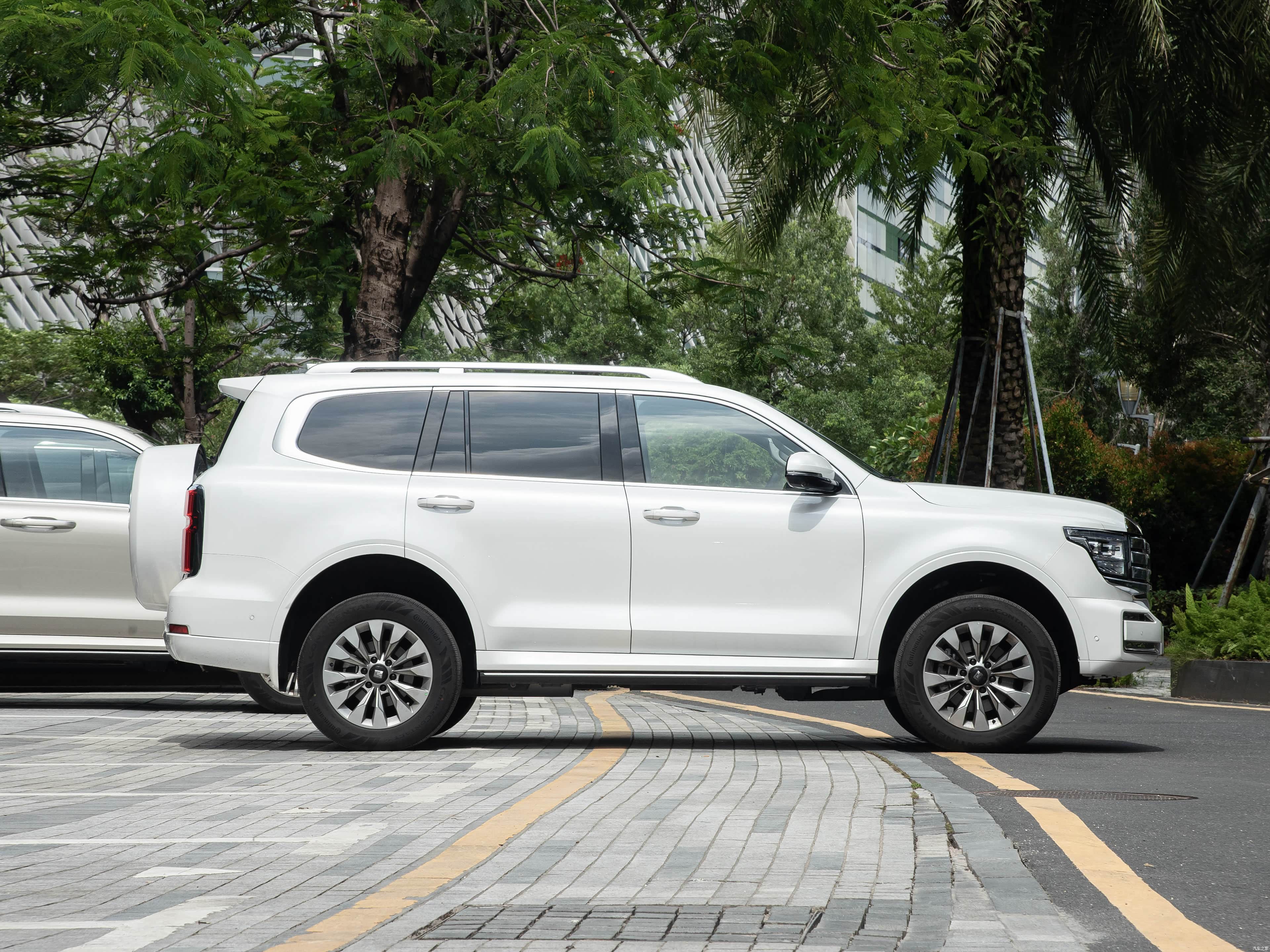GWM Tank 500 2026 3.0T Petrol &mdash; Exterior 5