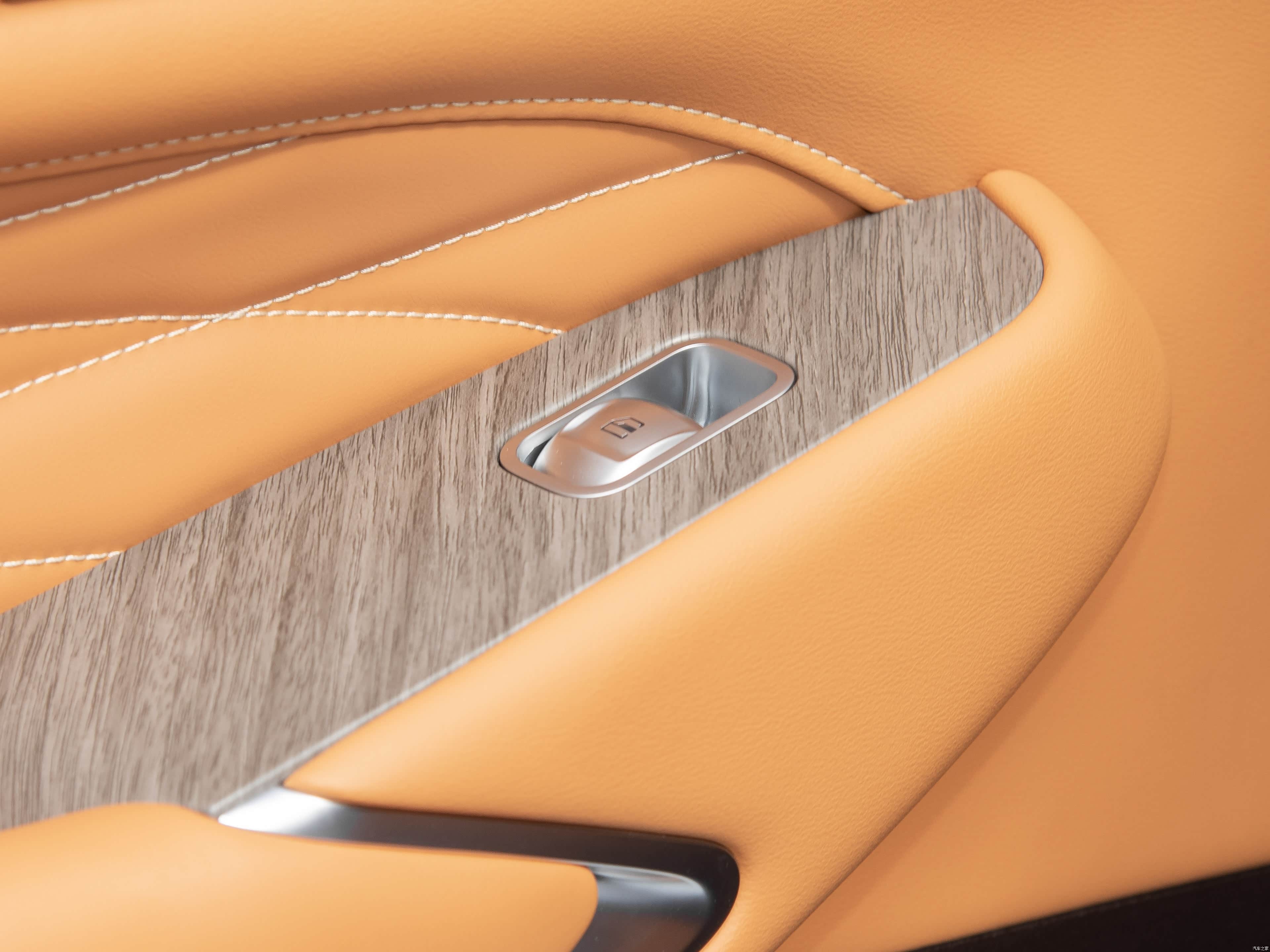 GWM Tank 500 2026 3.0T Petrol &mdash; Interior 1