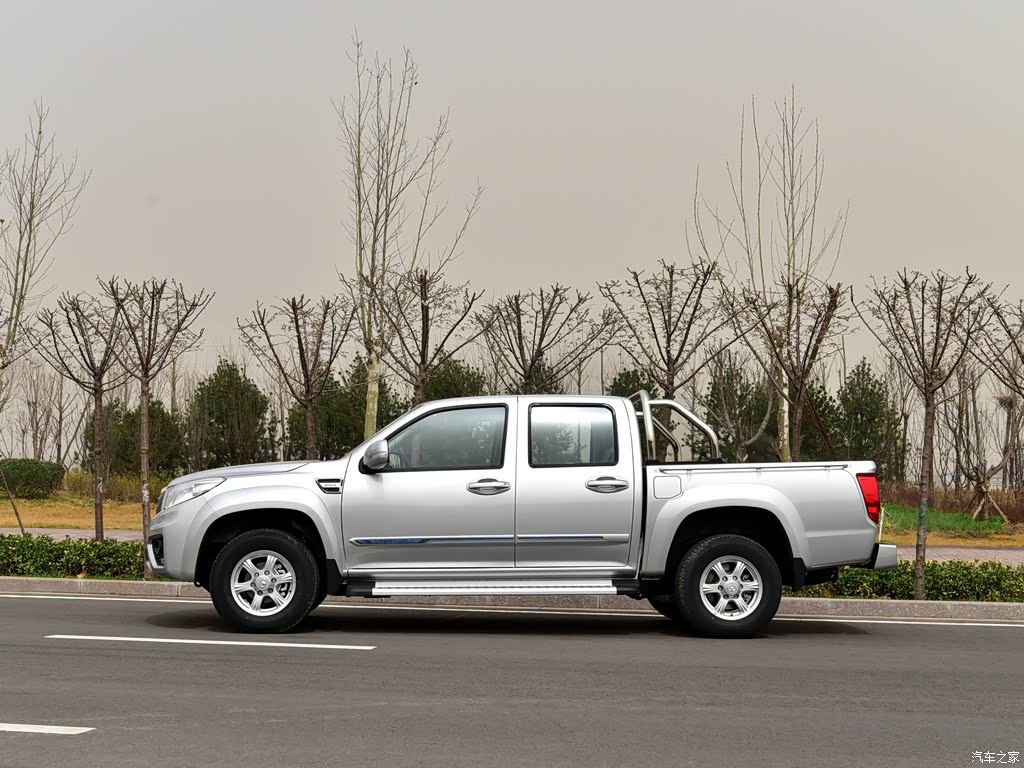 GWM Wingle 6 2.0T Diesel 4x4 Elite (4D20D) &mdash; Exterior 4