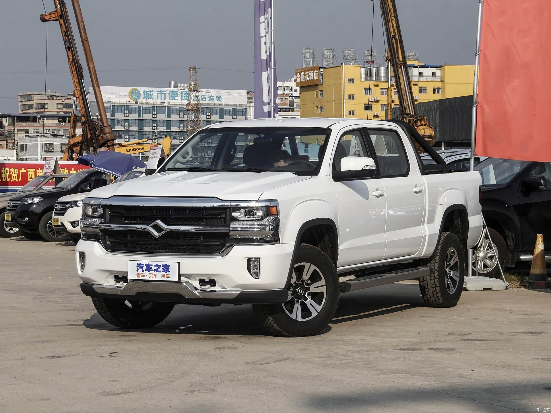 Huanghai Huang Hai Wei Long — New Pickup Truck for export from China