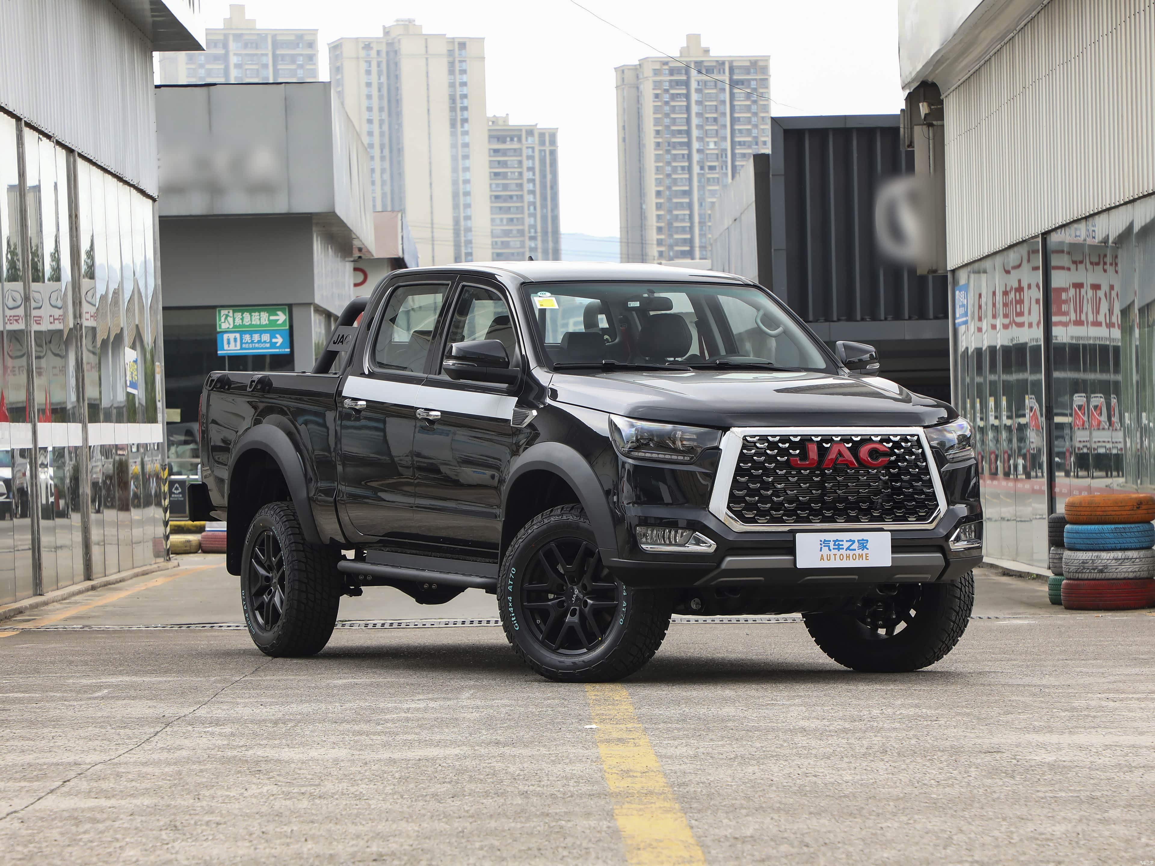 JAC Jiang Huai T8 &mdash; Exterior 3