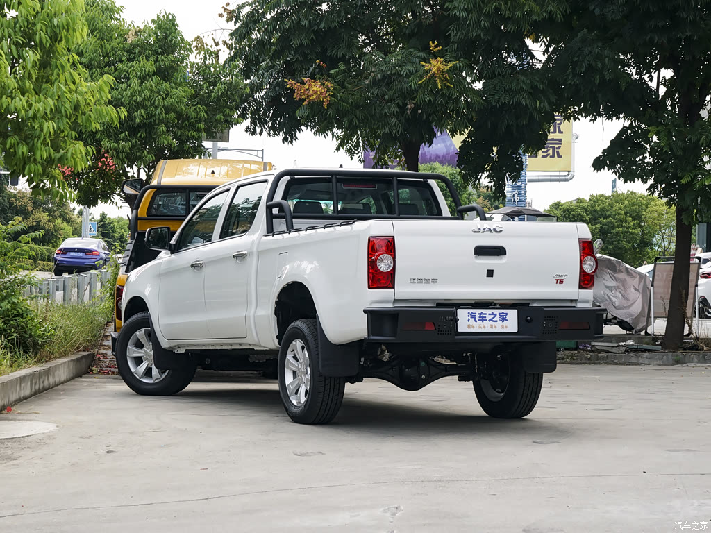 JAC T6 2024 Champion 4x4 Long-Wheelbase &mdash; Exterior 5