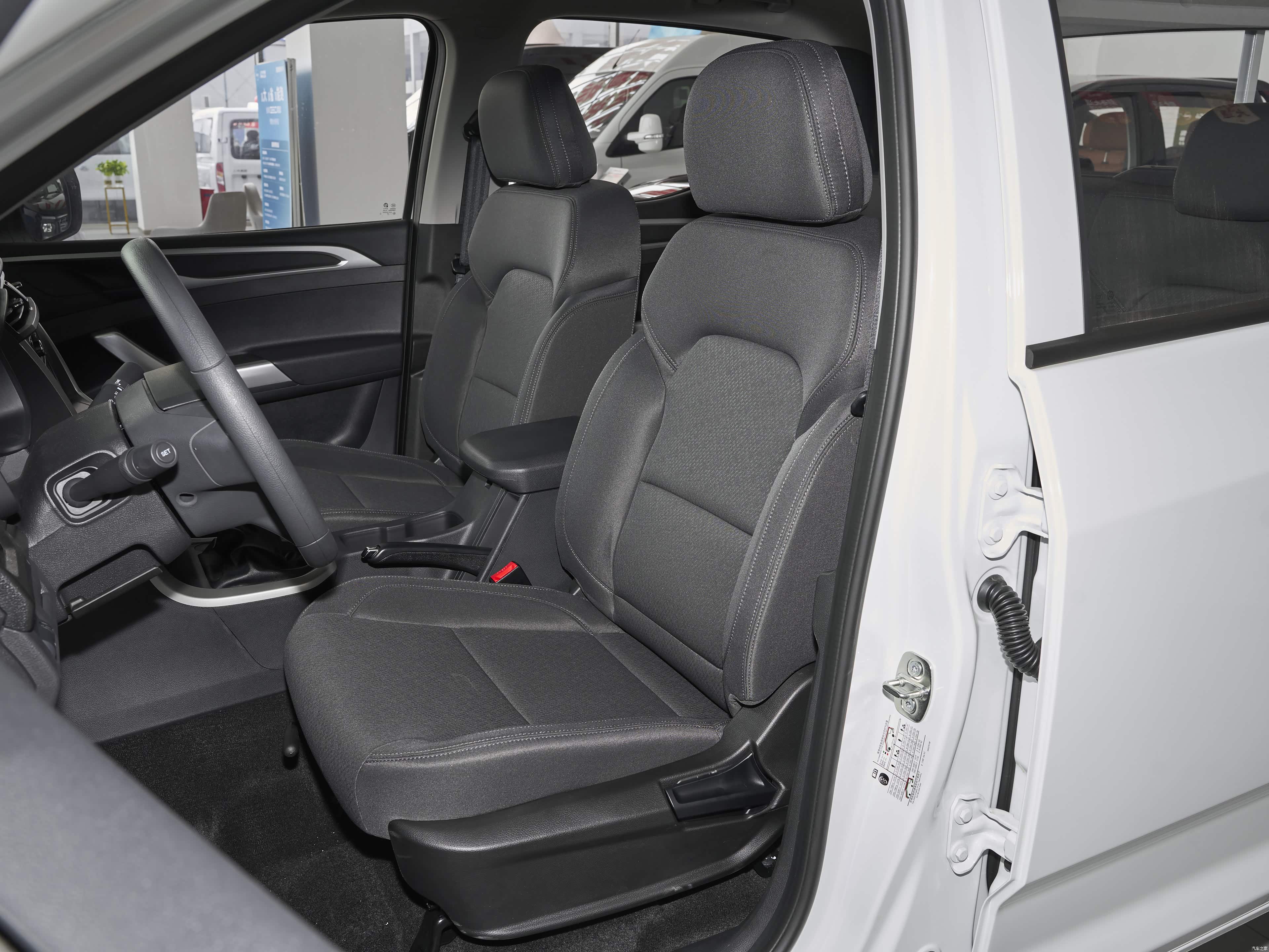 Maxus Da Tong T60 &mdash; Interior 2