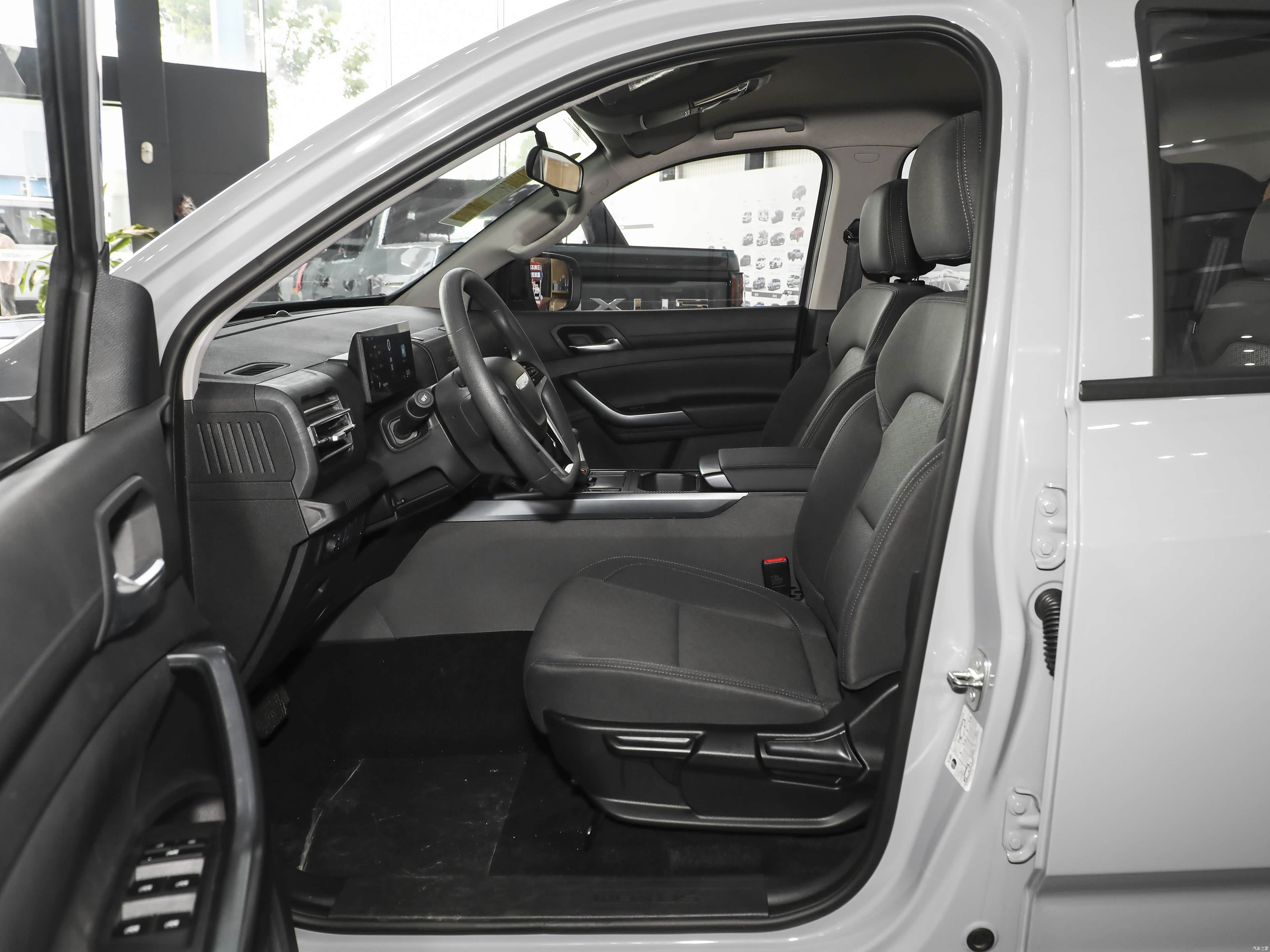 Maxus Xing Ji &mdash; Interior 1
