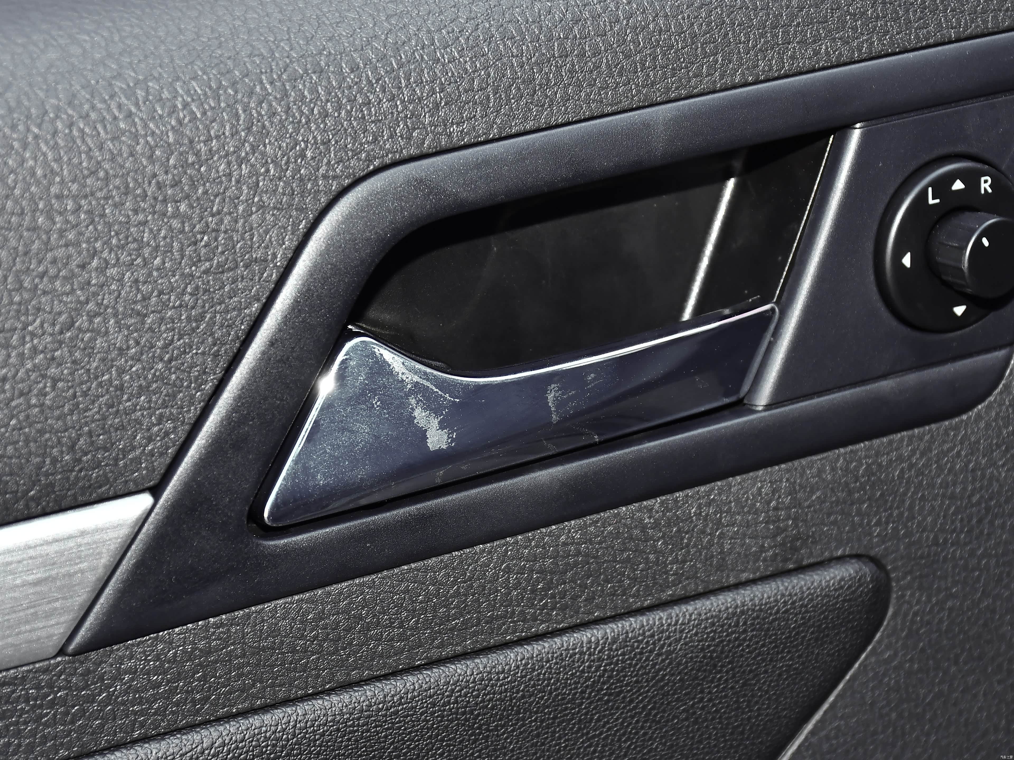 Qingling Isuzu Qing Ling Wu Shi Ling T17 &mdash; Interior 4