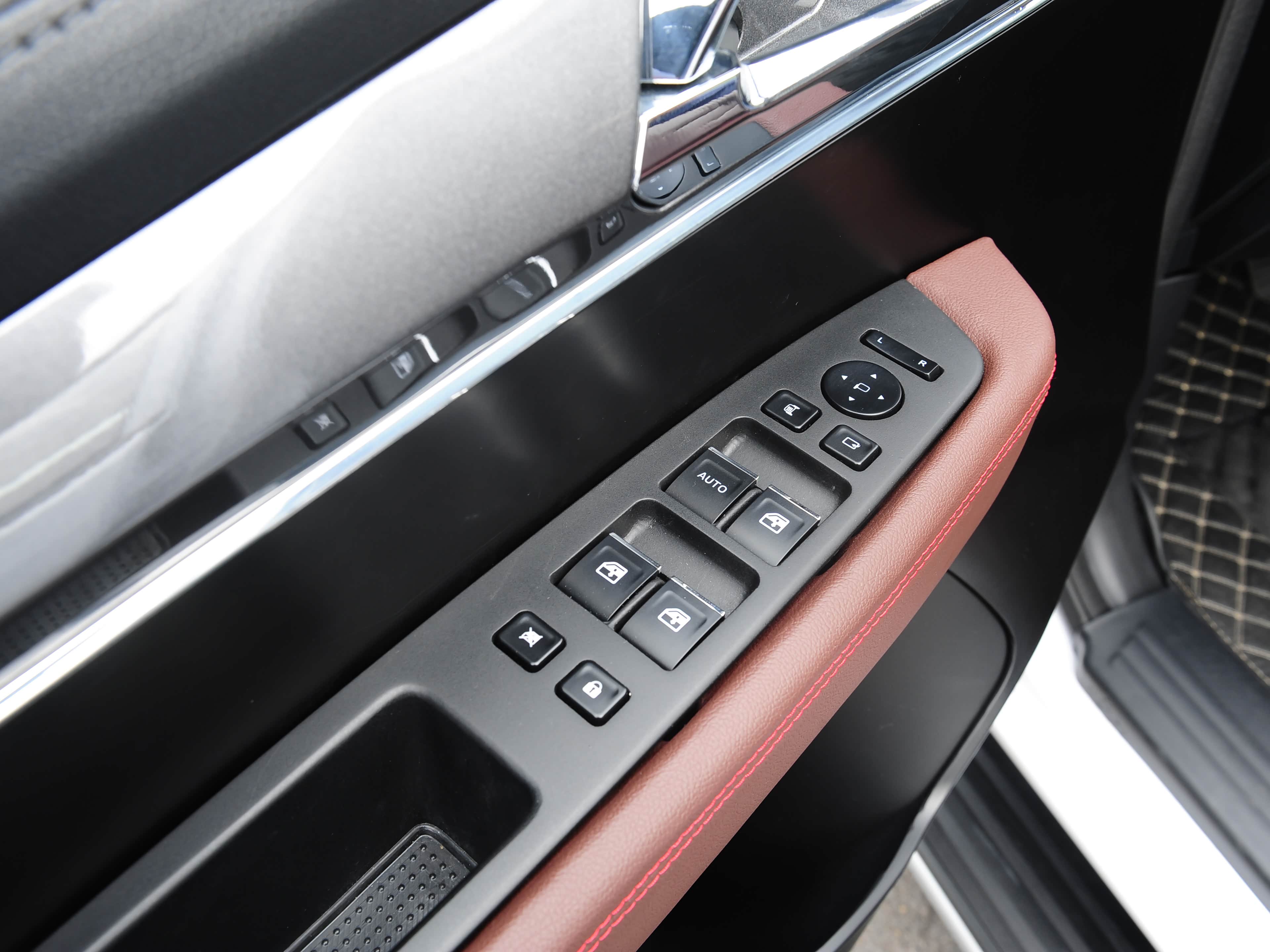 Qingling Isuzu Taga Da Ka H &mdash; Interior 3