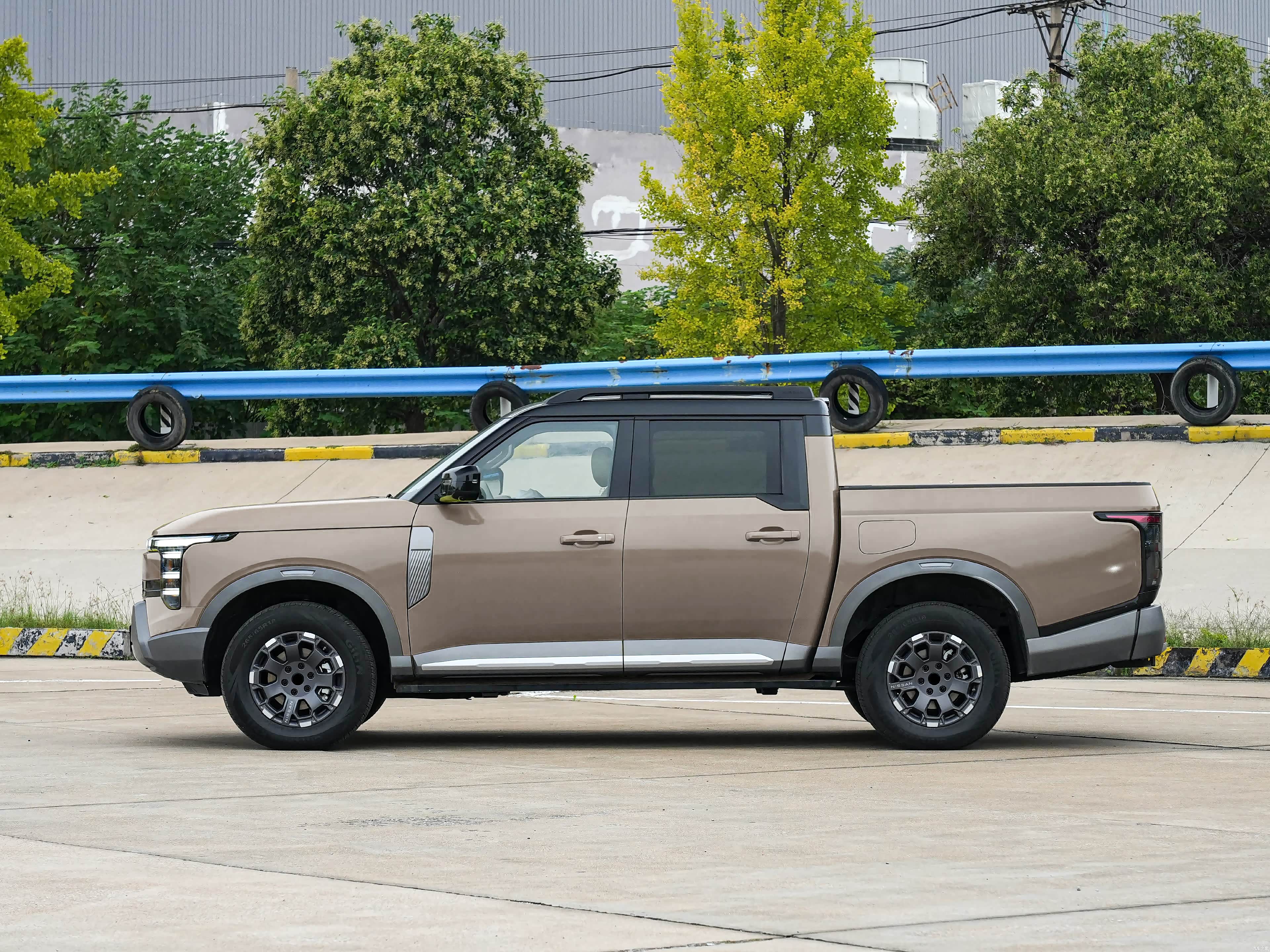 Zhengzhou Nissan Feng Tan Frontier pro phev &mdash; Exterior 4