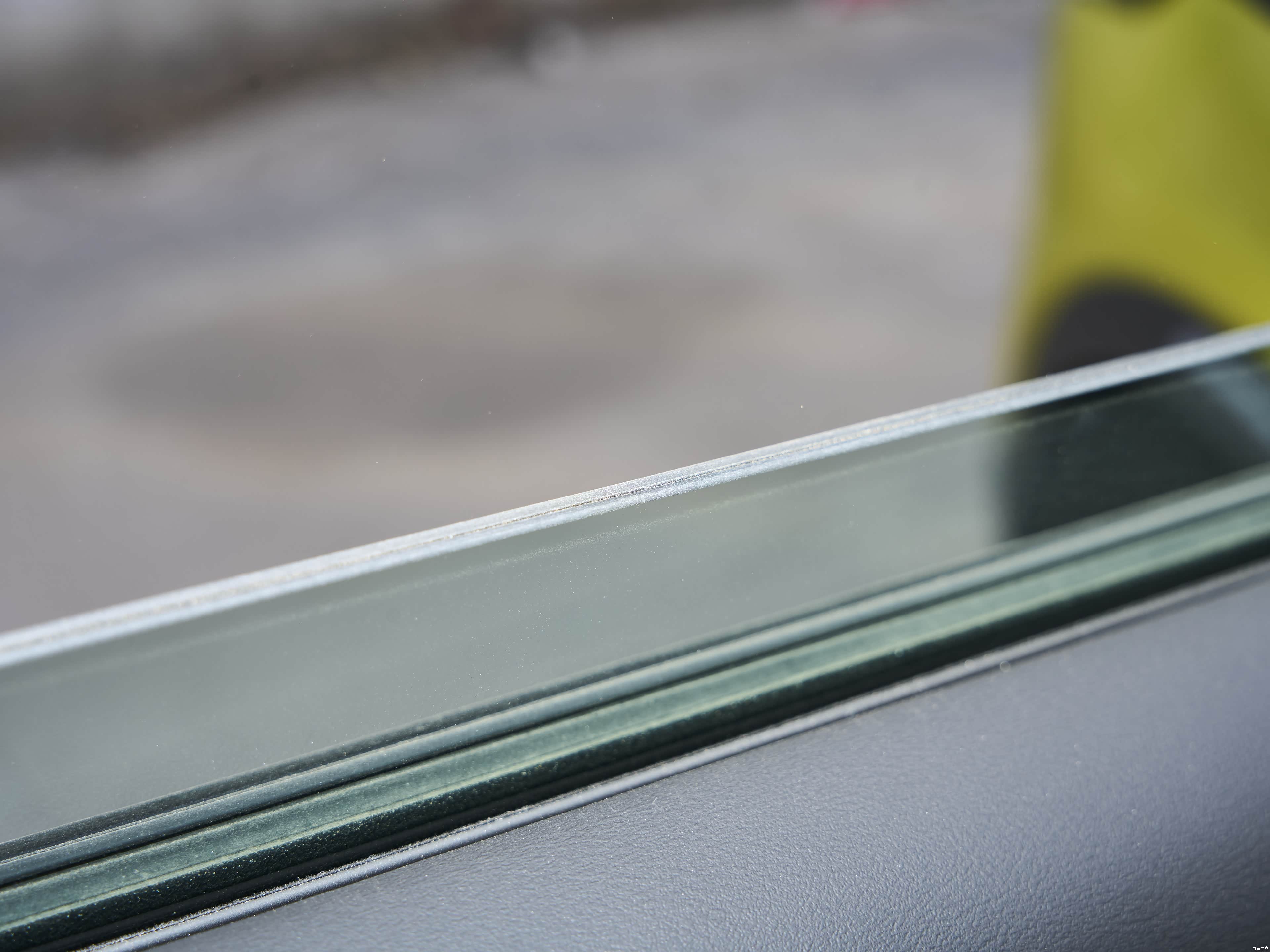 Zhengzhou Nissan Feng Tan Frontier pro phev &mdash; Interior 4