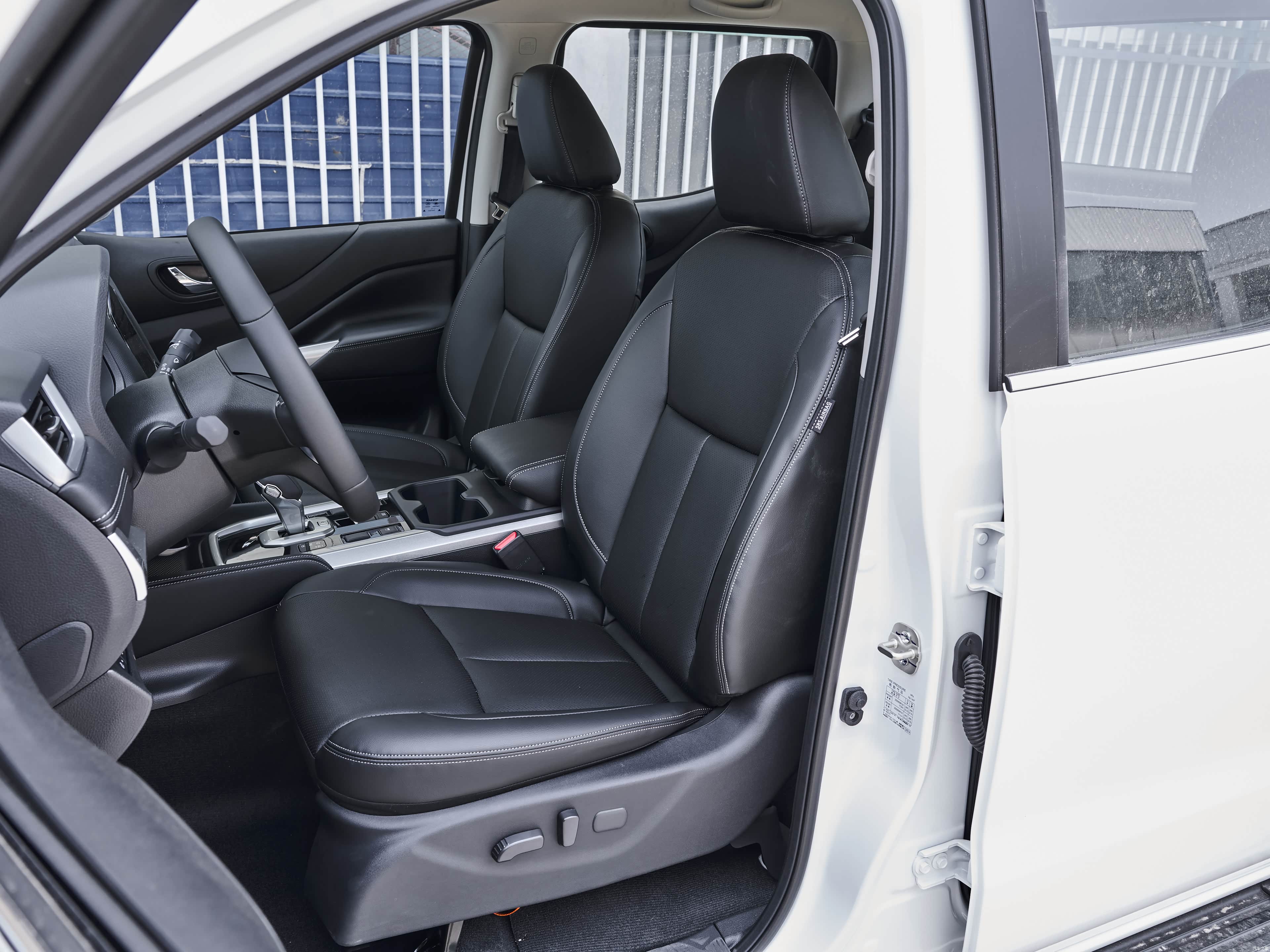 Zhengzhou Nissan Na Wa La &mdash; Interior 2