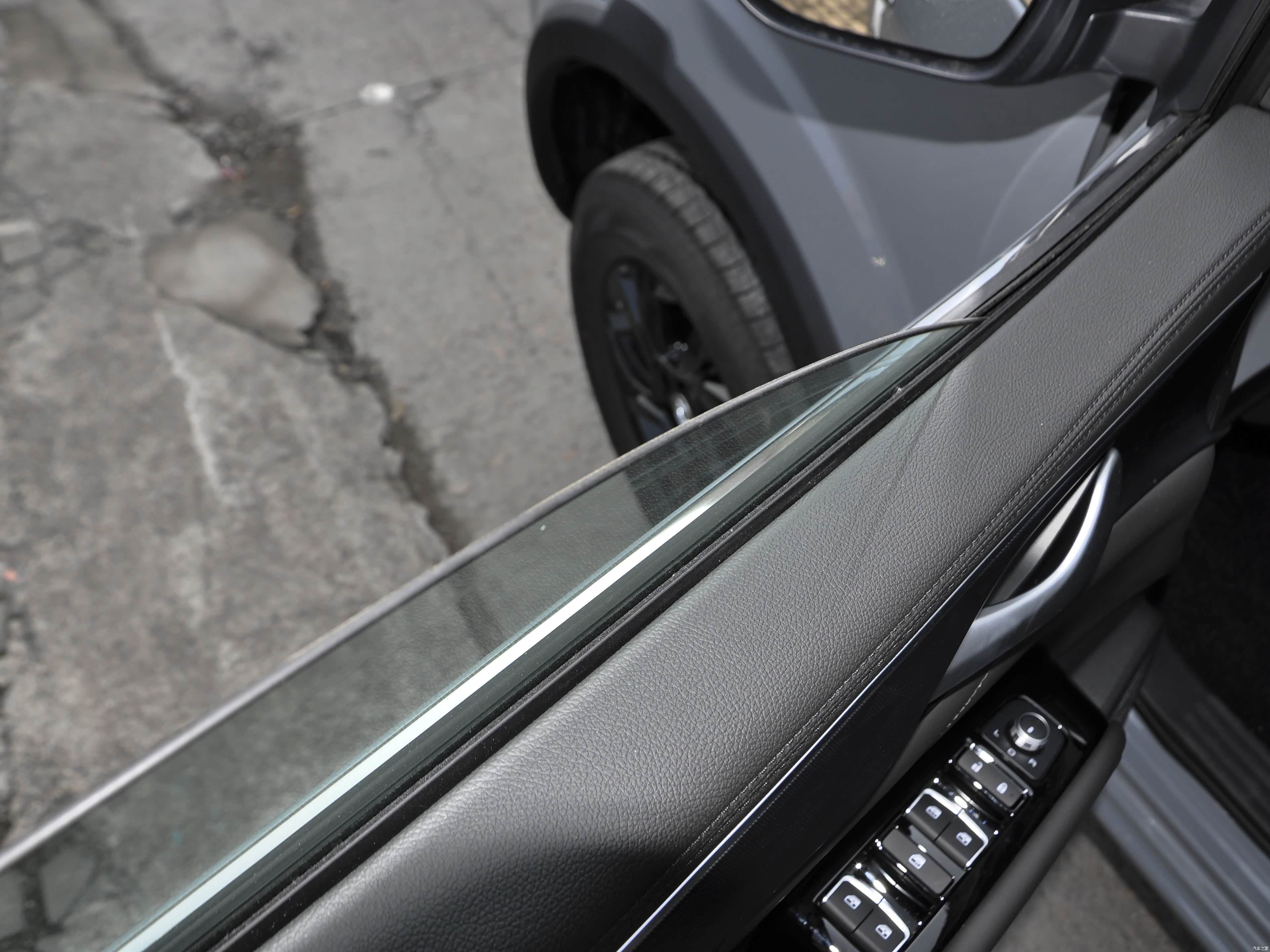 Zhengzhou Nissan Rui Qi 7 Xin Neng Yuan &mdash; Interior 4