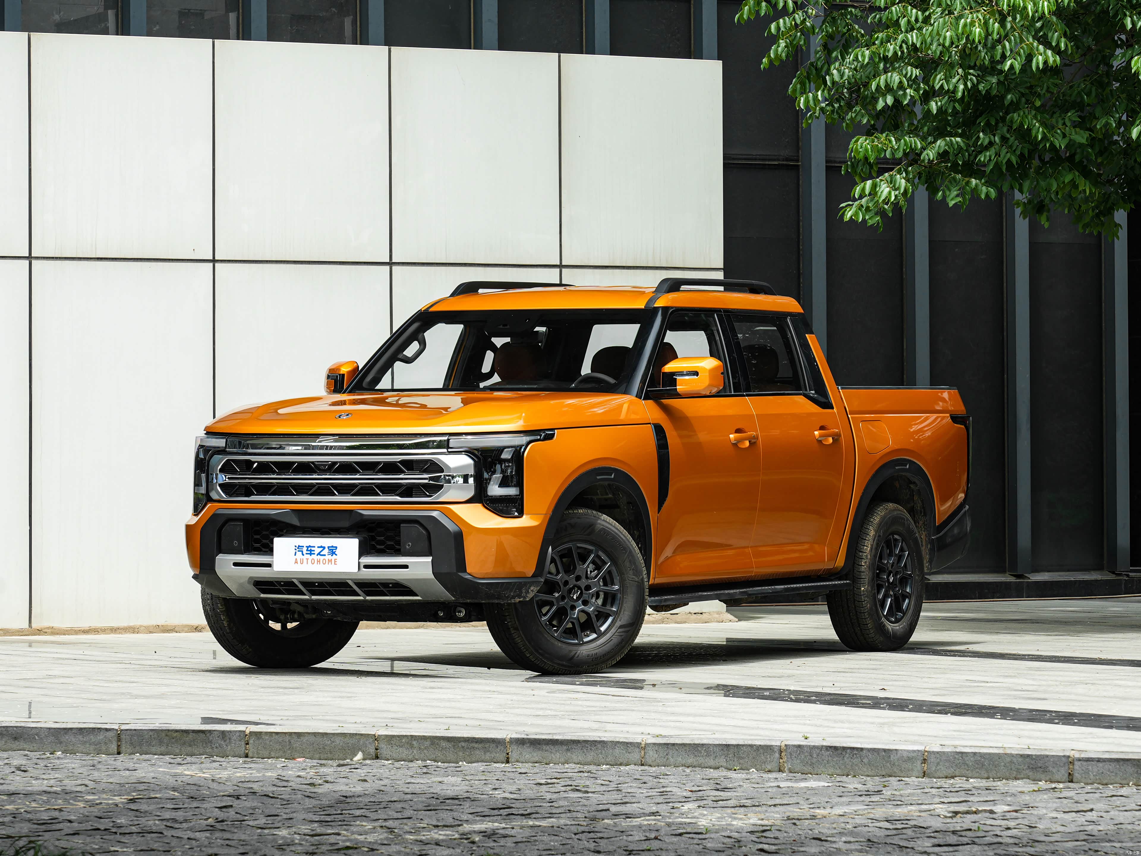 Zhengzhou Nissan Zheng Zhou Ri Chan Z9 — New Pickup Truck for export from China